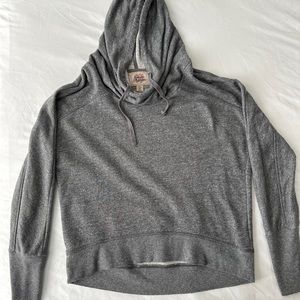 Women’s heather grey pullover sweater shirt. Size S.